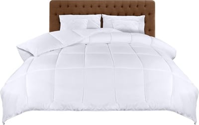 Lichtgewicht Zomerdekbed 220x260 cm - Wit - Gewatteerd Polyester - Doosgestikt met Hoeklabels