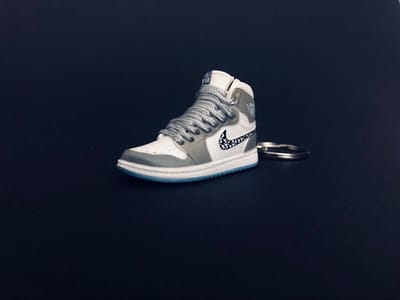 ShoeBlockX SneaKeys | Sleutelhanger | Tassenhanger | Nike Jordan Dior | Sneakers | Cadeau