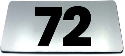 Nummerplaatje 72 - 80 x 50 x 1,6 mm - RVS-look geborsteld - Incl. 3M-tape | Nummerbordje - Deur en kamernummer - brievenbusnummers - Gratis verzending - 5 jaar garantie | Gratis Verzending