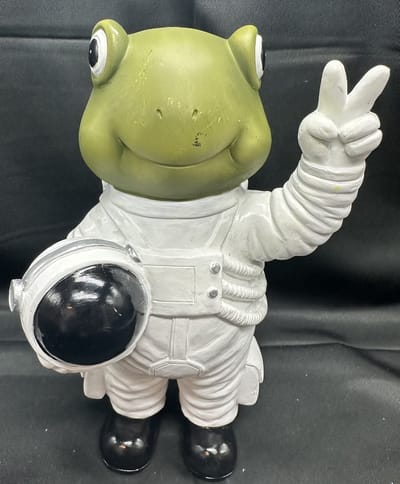 Decoratief beeld "schildpad in astronauten pak" - polyresin - meerkleurig - hoogte 21x13x7cm - Woonaccessoires - Decoratieve beelden - Woondecoratie