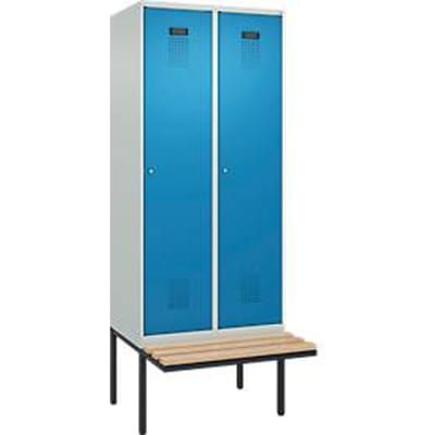 Kleiderspind C+P Evolo Plus, 2 Abteile à 400 mm Breite, schwebende Sitzbank, B 800 x T 815 x H 2120 mm, Zylinder, lichtgrau/lichtblau