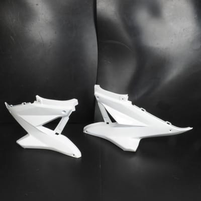 Kit carénage P2R pour Scooter MBK 50 Nitro 1997 à 2012 8 piece tuning blanc brillant Neuf