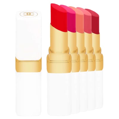Chanel De Hydraterende Getinte Balsem Met Intensiteit Op Maat Voor Lippen Die Er Dag Na Dag Mooier Uitzien Chanel - Rouge Coco Baume De Hydraterende Getinte Balsem, Met Intensiteit Op Maat, Voor Lippen Die Er Dag Na Dag Mooier Uitzien IN LOVE