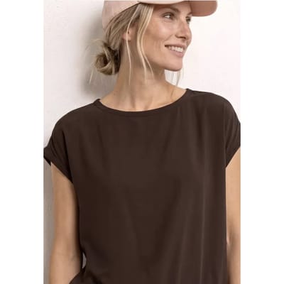 Blouse met overhangende schouders en getapete details