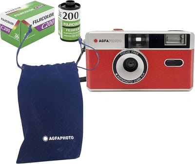Analoge 35 mm fotocamera set met kleur film en batterij