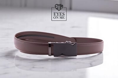 Bruine lederen riem zonder gaatjes met automatische gesp voor heren ( model A010 )