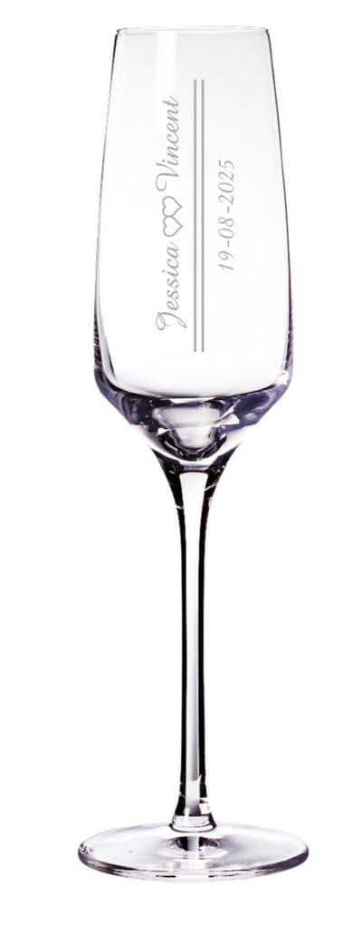 2 gegraveerde champagneglazen - champagneglas - gepersonaliseerde champagneglazen - glas - Valentijnscadeau - cadeau van glas - huwelijk - bruiloft - uniek - champagneglas met naam - uniek cadeau - ceremoniemeester - glas graveren