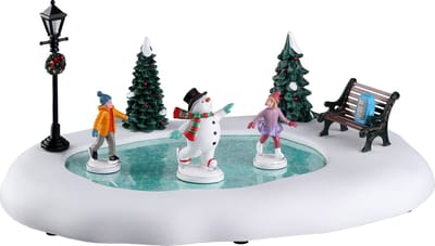Lemax - 'Frosty Goes Ice Skating' - Tafelstuk met animatie - Exclusief adapter (Werkt op batterijen)