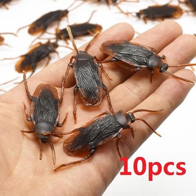 5-50 stuks Halloween gadget Plastic Kakkerlakken Grappige Decoratie Rekwisieten Rubberen Speelgoed Gags Praktische Grappen Speelgoed Plastic Insecten Kakkerlak