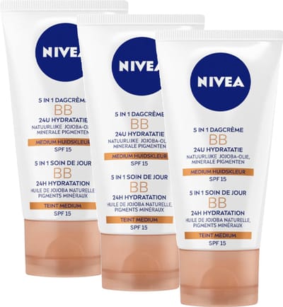 NIVEA Essentials 5in1 BB Dagcrème Medium SPF 15 - BB Cream - Jojoba-olie - Hydrateert en Camoufleert - Gekleurde Dagcrème -3x50 ml Voordeelverpakking