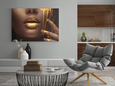 Canvas Schilderij - Vrouw - Gouden Lippen - Vrouw Gezicht - Zwart - Goud -60x40x2 cm