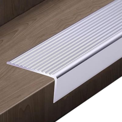 Trapneusrandafwerking - Antislip profiel - Veilig Lopen - Waterdicht Aluminium - 30x20 mm - Zilver