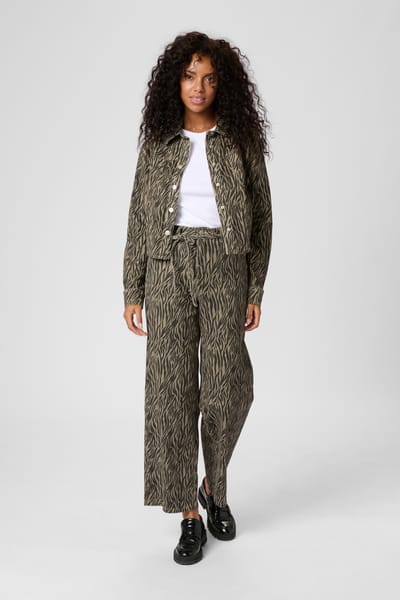 Jeans KAleondra Loose fit black offwhite