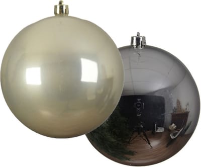 Grote decoratie kerstballen - 2x st- 20 cm -champagne en zilver -kunststof