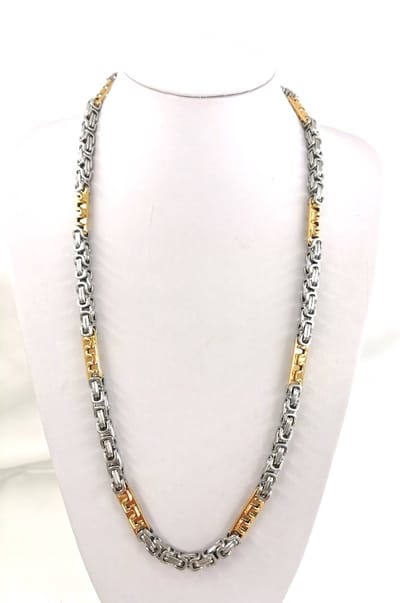Ketting - RVS - Heren - Bi-Color - Zilver met goudkleurig - vierkant - koningsschakel - design ketting - L 70 cm - br 8 mm.