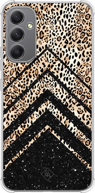 Casimoda® hoesje - Geschikt voor Samsung Galaxy A34 - Chevron Luipaard - Shockproof case - Extra sterk - TPU/polycarbonaat - Bruin/beige, Transparant