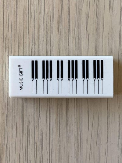 Gum keyboard