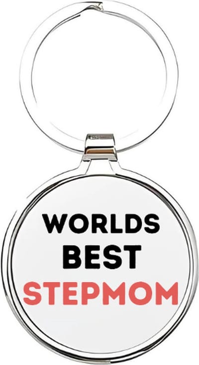 Akyol - worlds best stepmom Sleutelhanger - Moeder - de leukste schoonmoeder - schoonmoeder sleutelhanger - mama sleutelhanger - sleutelhanger mam - familie sleutelhanger - moederdag cadeautje - mama cadeau - mom - stiefmoeder - 4 x 7,5 CM