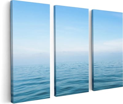Artaza Canvas Schilderij Drieluik Zee Met Een Blauw Hemel Achtergrond - 120x80 cm - Wanddecoratie Woonkamer - Schilderijen - Muurdecoratie