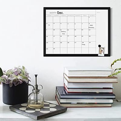 Dailygoods- Whiteboard 40 x 30 cm - Magnetisch - Maandplanner - Hangend Klein - Houten Lijst - Voor School/Thuis Kantoor - Kalenderbord