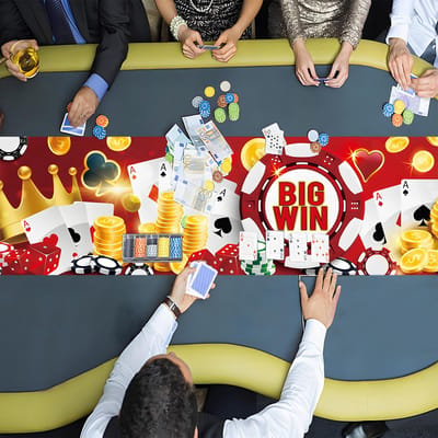 Cosensi- Tafelloper Decoratief - Tafelkleed - Casino - Veiligheidswaarschuwing - Afwasbaar - Geschikt voor Feestjes