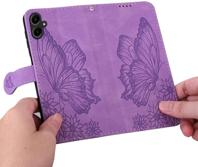 BoekCover Etui Hoes geschikt voor Samsung Galaxy A06 - A07 - Paars - Vlinder - Reliëf