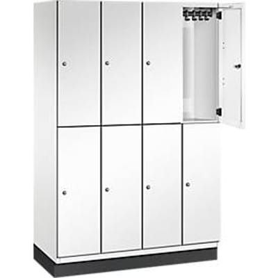 C+P Double-store locker Cambio, 4 vakken, 8 vakken, met plint, B 1200 x D 525 x H 1980 mm, verkeerswit