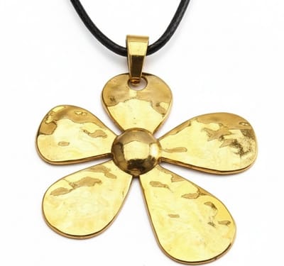 Zwart goudkleurige koord ketting voor dames met bloemen hanger