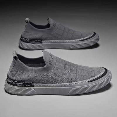 Nieuwe Herenschoenen Mode Casual Board Schoenen Slip-on Luie Schoenen Comfortabele Zachte Zool Heren Board Schoenen plus Maat Herenschoenen 44 grijze kleur