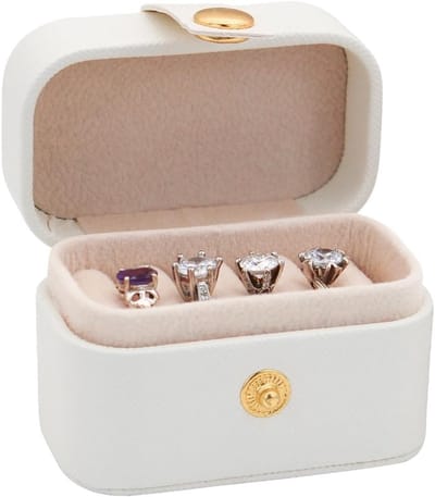 Kleine Ringdoos met 6 Ring Slots, PU Leer Ringhouder, Draagbare Sieradenopslag voor Ringen en Oorbellen (Wit)