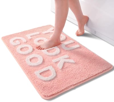 Roze Pluche Badmat met 3D-effect - Comfortabel en Antislip - 1 stuk