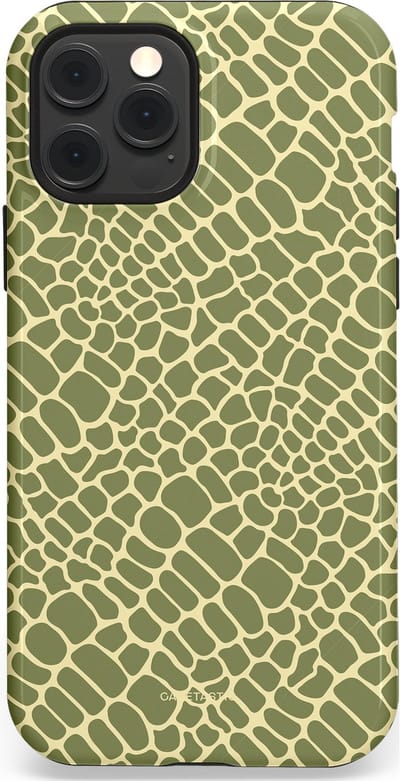Casetastic hoesje geschikt voor Apple iPhone 12 / Apple iPhone 12 Pro - MagSafe - Dubbellaagse bescherming - Exotische Groen Geel Krokodillen Schubben - Fashion Case - Saliegroen Beige