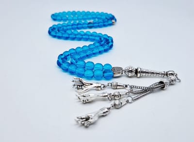 Handgemaakte tesbih "Tasbih" natuursteen " Blauwe kwarts " - Aantal kralen 99 - Diameter kralen 8MM - met metaal tassel "Palm" - Een mooi cadeau-idee