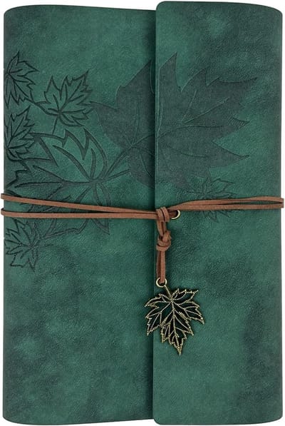 Notitieboek - Dagboek - Vintage Lederen - A5 - Schetsboek - Met Esdoornbladpatroon - 80 Vellen Papier - 6-Ringsband - Navulbaar - Blanco Papier - Reis Dagboek Retro - Geschikt voor reizen, school en kantoor - 23.5*16.5 cm - Groen