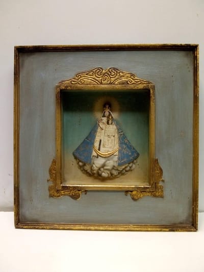 Schilderij-blauw-hout-Madonna-woonaccessoires-wandddecoratie