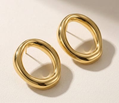Lundholm Fenne Oorbellen Dames Goudkleurig – Premium Stainless Steel 2.5 Micron PVD Gold Plated – Statement Oorstekers Geometrisch 3,3 cm – Grote Oorbellen Studs -Scandinavisch Design