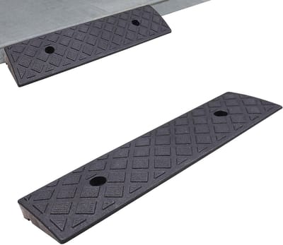 Stoeprandhelling - Opritplaat Drempelhulp - Veilig Overbruggen - Antislip Structuur - 3 cm Hoog - Zwart Geel