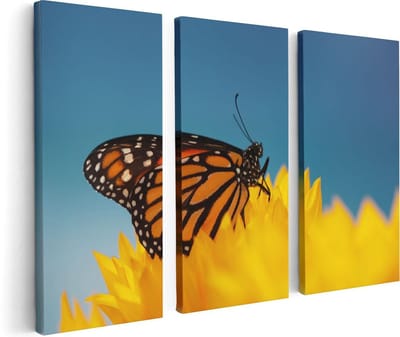 Artaza Canvas Schilderij Drieluik Oranje Vlinder Bij Een Zonnebloem - 120x80 - Foto Op Canvas - Canvas Print