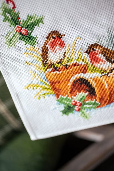 Vervaco - Perlaida loper kit - Kerst - Roodborstjes in de winter - PN-0147403 - Borduren - Borduurpakket - Borduurpakket volwassenen - Borduurpakket kind