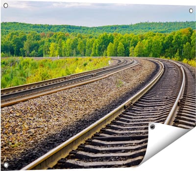 Gards Tuinposter Rails Spoorwegen in een Bocht - 80x60 cm - Tuindoek - Tuindecoratie - Wanddecoratie buiten - Tuinschilderij