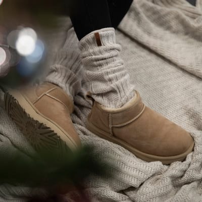 Knit Factory Kick Beenwarmers - Dames kuitwarmers gemaakt van wol - Voor de herfst en winter - Zwart