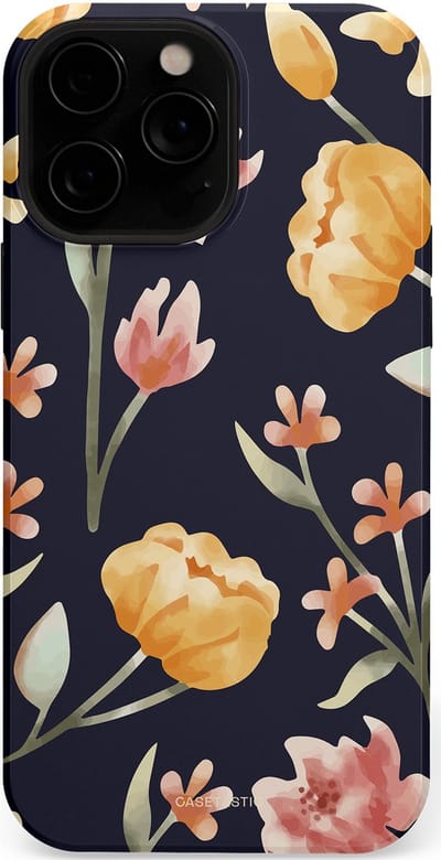 Casetastic Hoesje Geschikt voor Apple iPhone 13 Pro Magsafe - Stijlvolle Beschermende Duo-layer Case - Bloemen Nacht