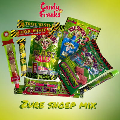Zure snoep pakket 11 delig - Zuur snoep - Sour candy - Snoep box - Cadeau pakket - Giftbox - mystery box - Buitenlands snoep - Amerikaans snoepgoed - Sinterklaas en kerst cadeau