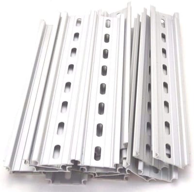 Set van 6 Montage Rails voor Verdeel- en Controlekasten, 35 mm Breed, 7.5 mm Hoog, 200 mm Lang, Ideaal voor Wandmontage en Installatie
