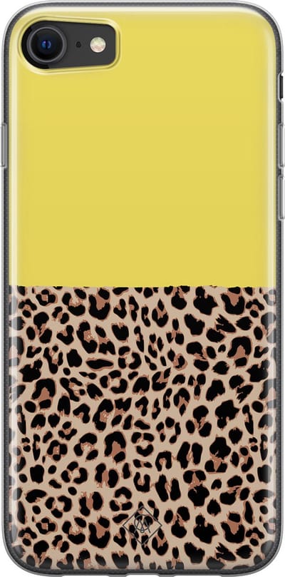 Casimoda® hoesje - Geschikt voor iPhone SE (2020) - Luipaard Geel - Siliconen/TPU telefoonhoesje - Backcover - Luipaardprint - Geel