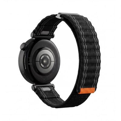 Stravo 18mm Nylon Wave Bandje met Klittenband – Easy Fit – Geschikt voor Garmin Vivoactive 4S / Vivomove 3S / Venu 2S / Venu 3S / Venu 4 41mm / Forerunner 255S / 265S – Sportbandje voor Huawei Watch GT 5 (42mm) / GT 5 Pro 42mm / GT 6 (41mm) – Zwart