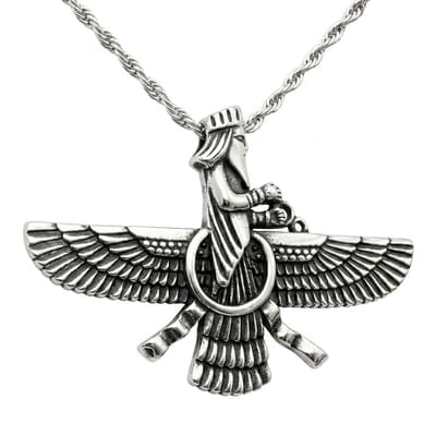 Zilverkleurige ketting met gevleugelde figuur hanger – ketting voor heren – gevlochten schakelketting met fantasiehanger