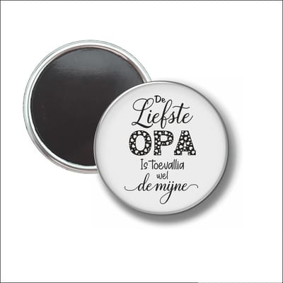Button Met Magneet 58 MM - De Liefste Opa Is Toevallig Wel De Mijne - NIET VOOR KLEDING