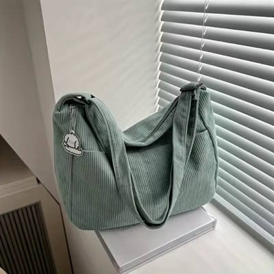 Dames Schoudertas van Corduroy, Casual Gestreepte Tote met Grote Capaciteit en Ritssluiting, Leuke Hoed Patch, Perfect voor Dagelijks Gebruik lichtgroene kleur