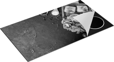 Chefcare Inductie Beschermer Groentes op een Snijplank - Zwart Wit - 95x50 cm - Afdekplaat Inductie - Kookplaat Beschermer - Inductie Mat